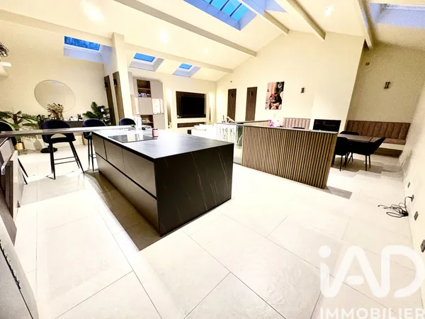Maison 5 pièces 176 m² 