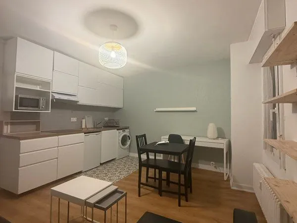 Studio meublé 24 m² - Procé - Piscine & tennis 