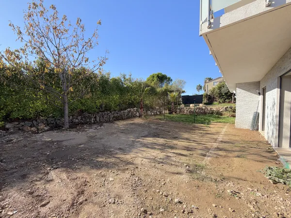 Maison lumineuse 3 chambres avec jardin et terrasse, prestat 