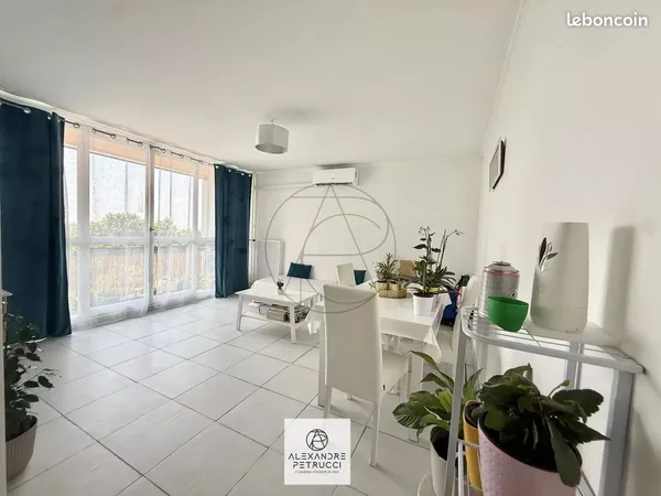 Appartement 2 pièces 54 m² 