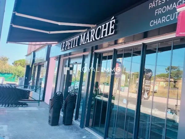 À vendre : Droit au bail Local récent avec mezzanine et pa 