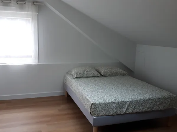 Loue chambre 12m² dans colocation Le Mans proche gare Nord 