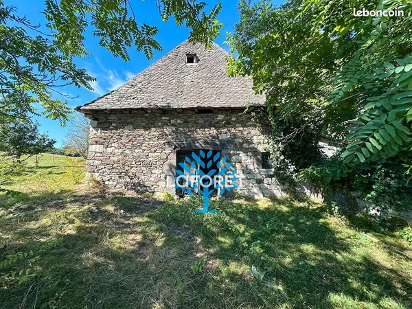 Grange 2 pièces 250 m² 