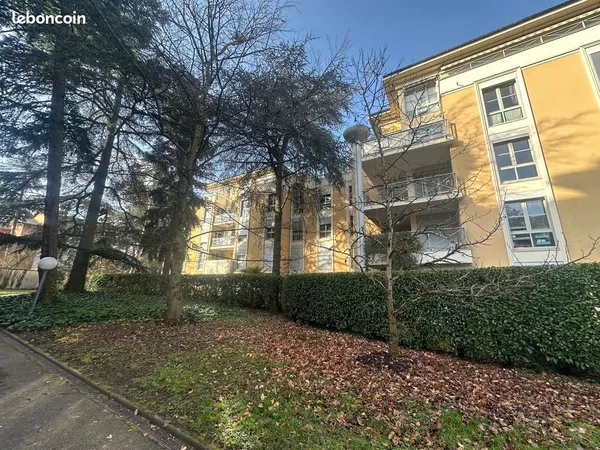 Coeur point du jour: t3 en rez de jardin avec parking 
