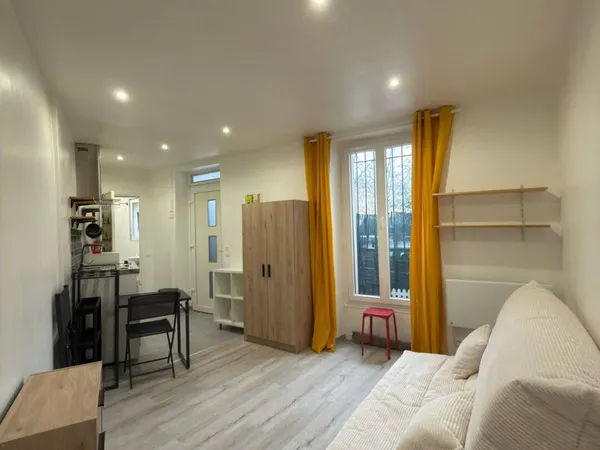 Studio 1 pièce 18 m² 