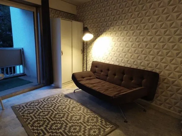 Studio 1 pièce 20 m² 