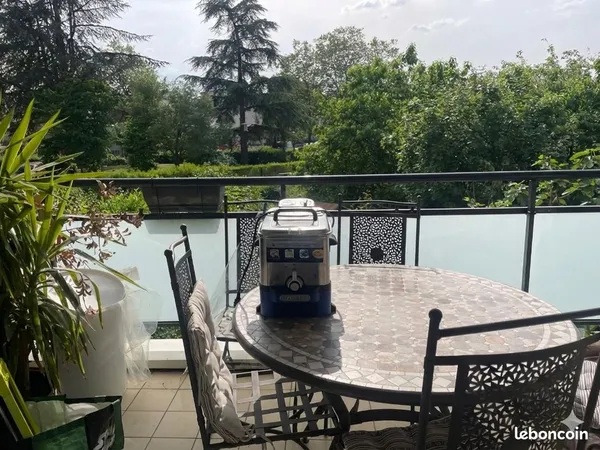 Appartement T3, 65m², square George Sand 