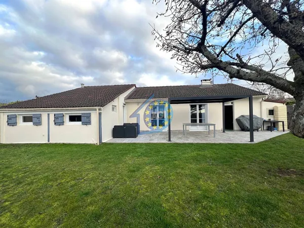 Maison de plain-pied 5 pièces 105 m² 