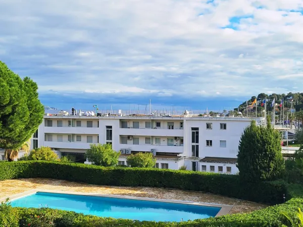 Appartement 3 pièces 69 m² 