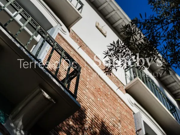 Maison de cachet au style bourgeois chic en coeur de ville de Per 