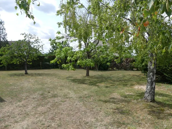 Terrain constructible 477 m² 