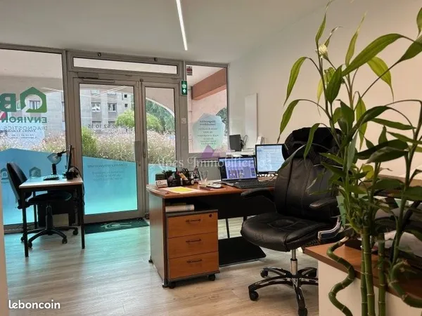 Local commercial 91 m² 