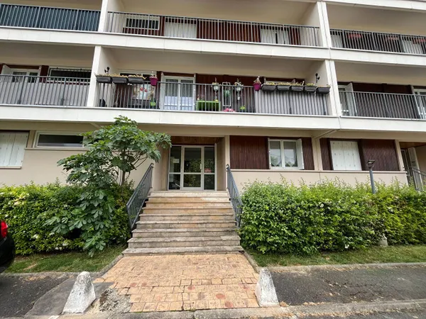 Appartement 4 pièces 79 m² 