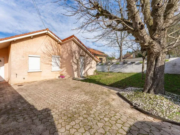Maison 6 pièces 162 m² 