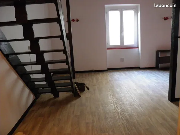 Charmant 2 pièces en Duplex 43m2, centre-ville de Villefranche-sur-Saône 