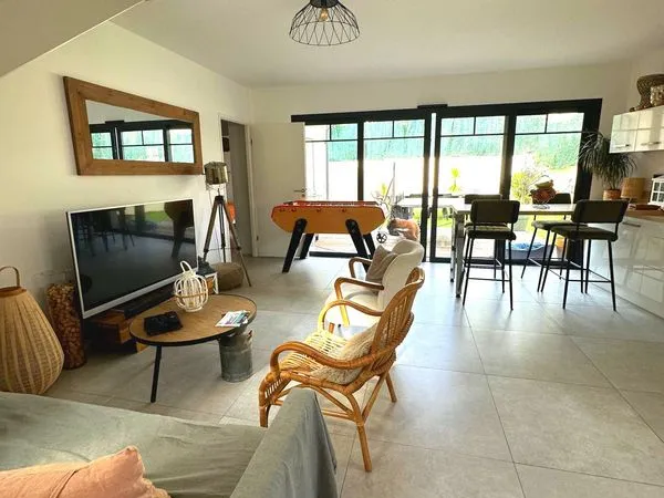 Propriété 4 pièces 90 m² 