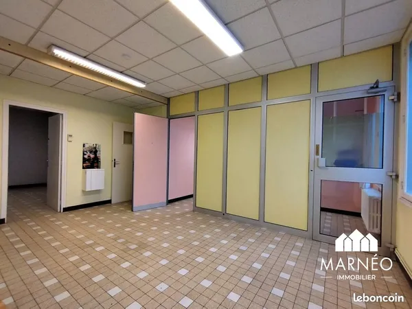 Bureaux 74 m² Châlons-en-Champagne 