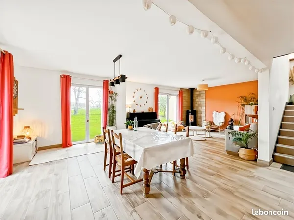 Maison 8 pièces 170 m² 