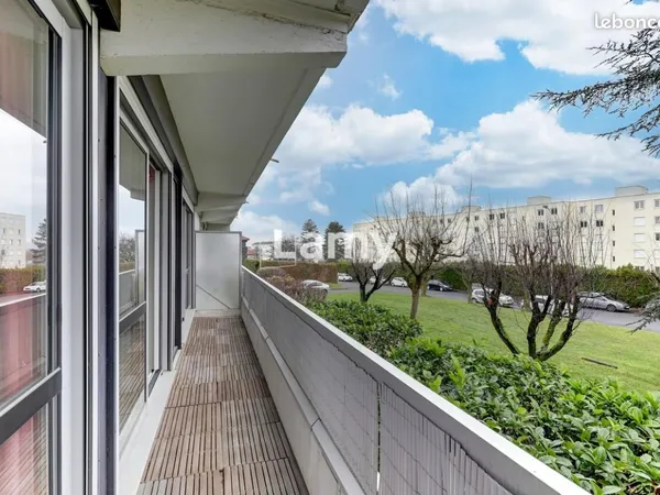 Appartement 4 pièces 86 m² 