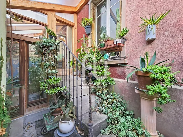Ensemble immobilier: Maison 80M² + ATELIER 96M²RDC 95M²étage à Asnières Sur Seine 