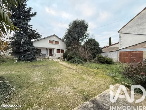 Maison 6 pièces 145 m² 