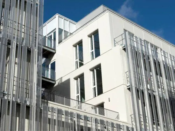 Bureaux 766 m² 