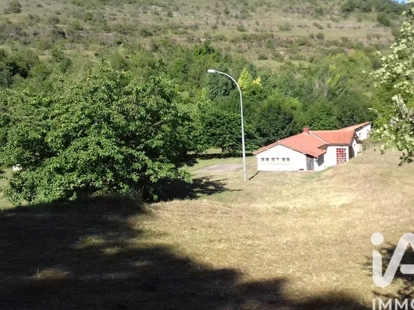 Terrain 8924 m² 