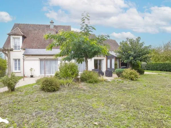 Maison de 6 pièces principales 