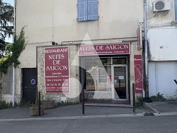 Local commercial 90 m2 