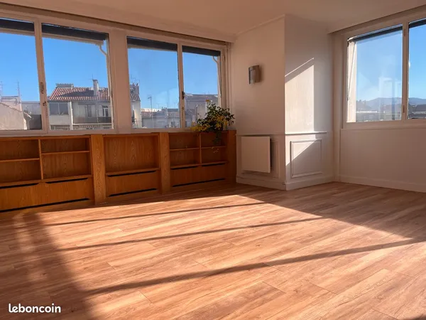 T2 / Cinq avenues 13004 