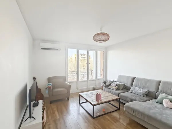 Appartement 4 pièces 79 m² 