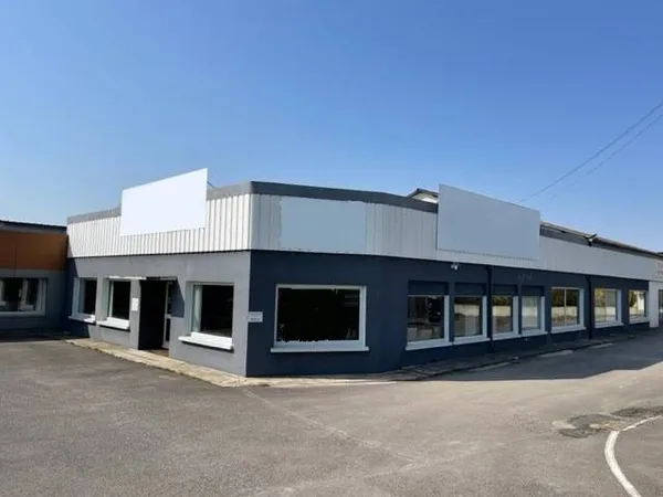 Local commercial 1000 m² 