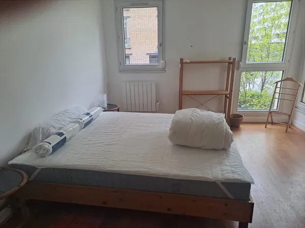 Loue chambre en colocation 