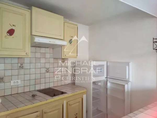 Appartement 1 pièce 45 m² 