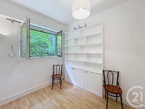 Appartement 1 pièce 15 m² 