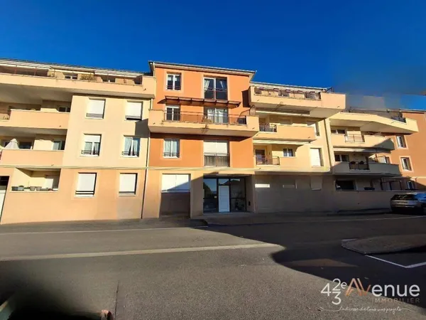 Appartement 4 pièces 81 m² 