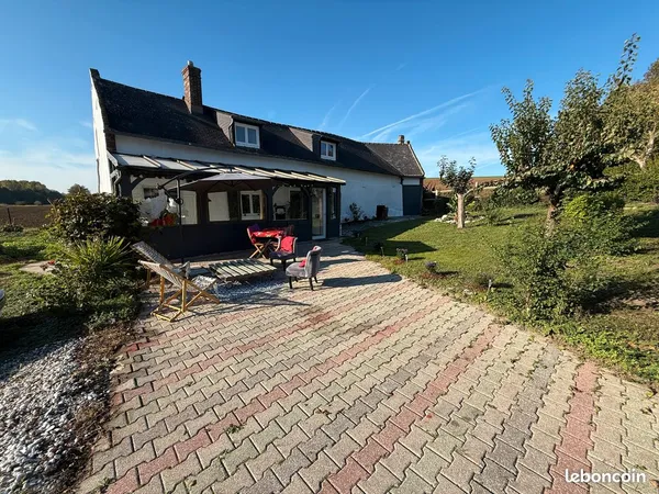 Maison de village sans vis-à-vis 20km de Beauvais 