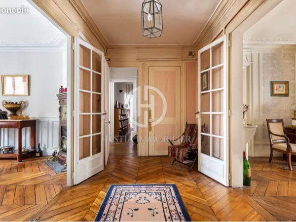 Appartement familial au coeur du Faubourg Poissonnière 