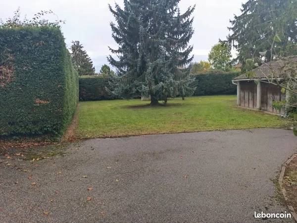 Terrain Ruy-Montceau 