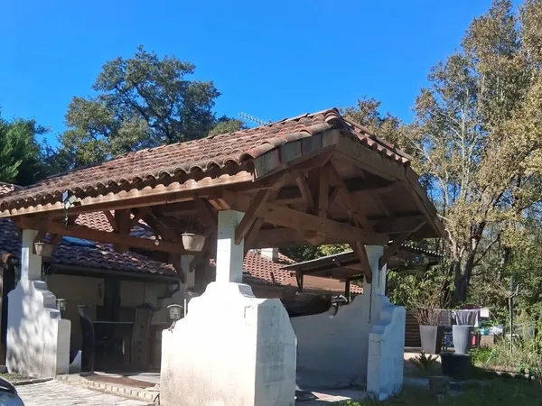 MAISON DE CAMPAGNE DE TYPE 4 