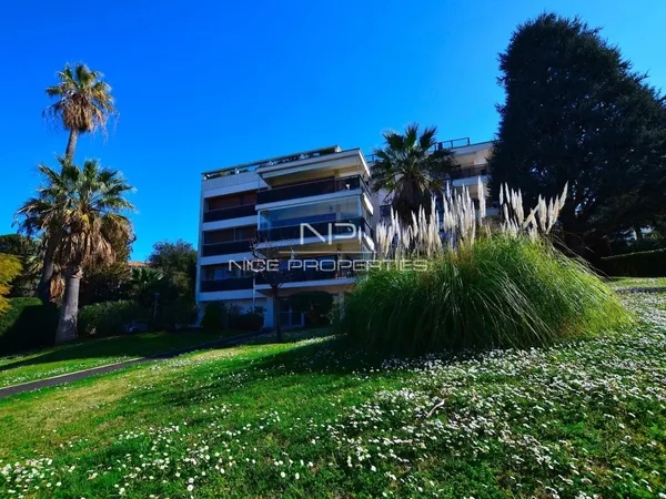 Cannes Basse Californie, 3 pièces avec terrasse et jardin 