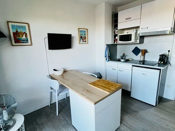 Studio meublé 