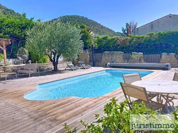 Villa 4 pièces 140 m² 