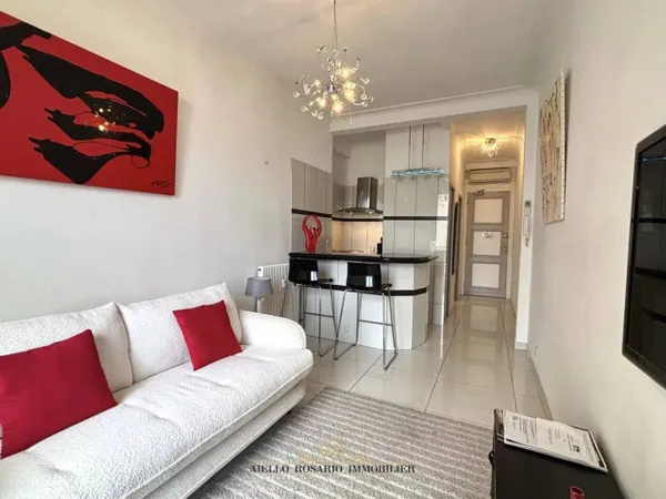 Studio 1 pièce 21 m² 