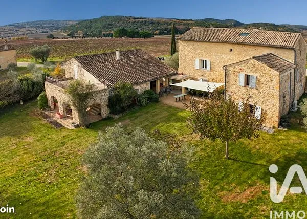 Maison 14 pièces 490 m² 
