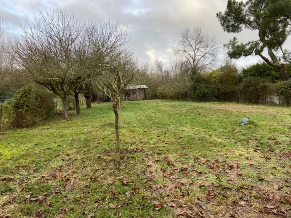 Terrain 1069 m² 
