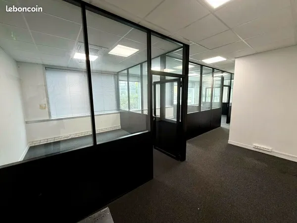 Bureau 17 m² 