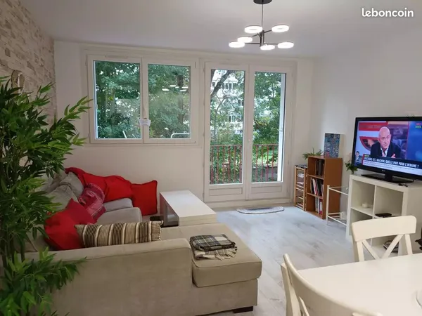 Bel appartement proche RER 