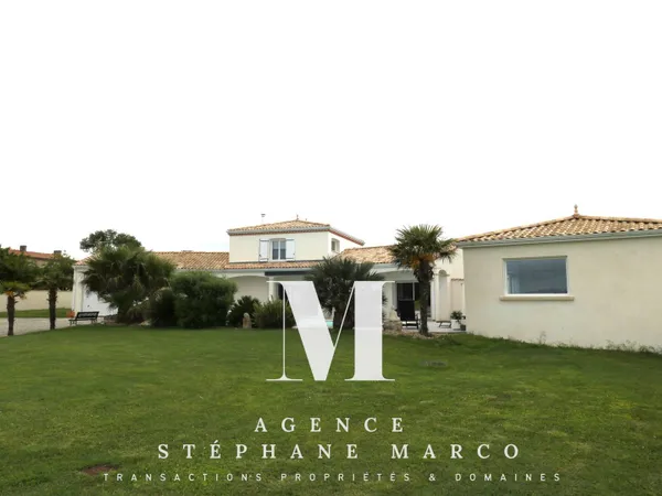 Maison de plain-pied 5 pièces 200 m² 