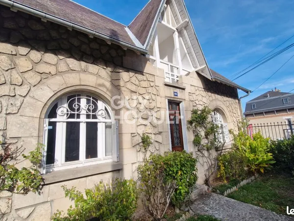 Propriété 6 pièces 108 m² 